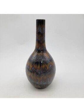 Handcrafted Quirky Hobbyist Pottery Bud Vase With Drip Glaze Finish